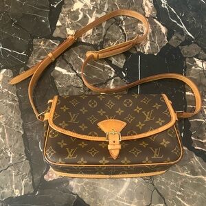Louis Vuitton Solonge